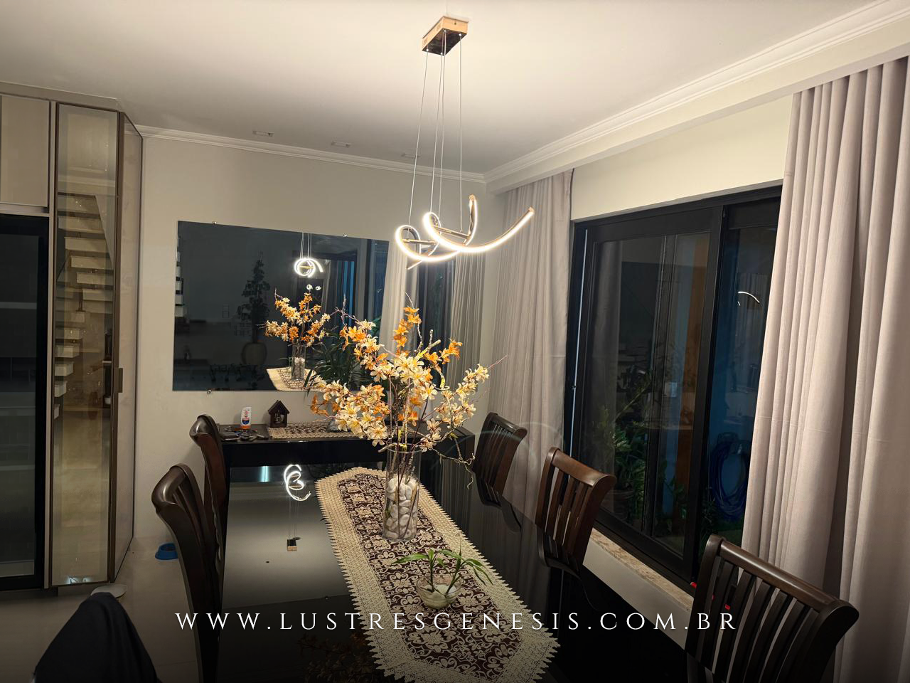 Lustre pendente de LED moderno DNA Rose Gold dourado, ideal para sala de jantar, quartos, sala de estar e escrit&oacute;rios, modelo Nitrolux LP-201D.